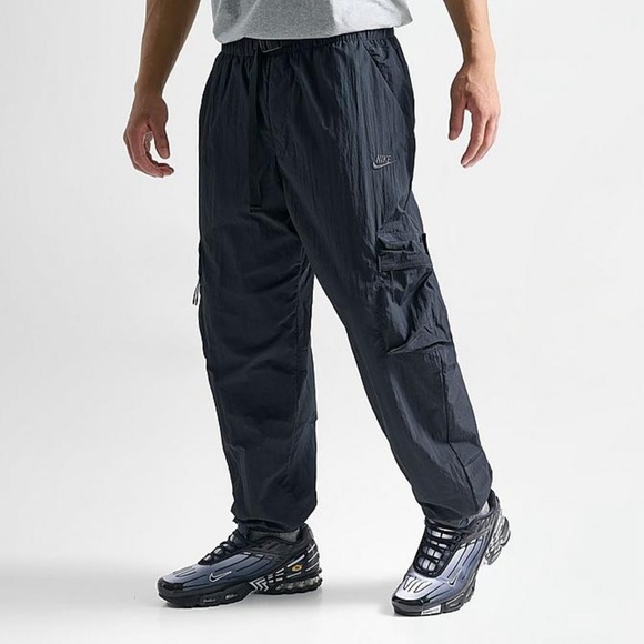 MEN'S NIKE TECH WOVEN CARGO PANTS - Picture 1 of 12
